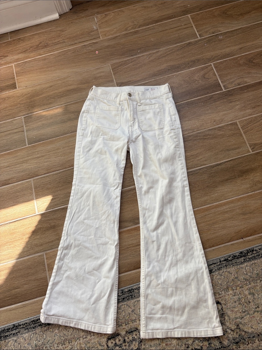 GAP Cream '70s Flare High-Rise Jeans